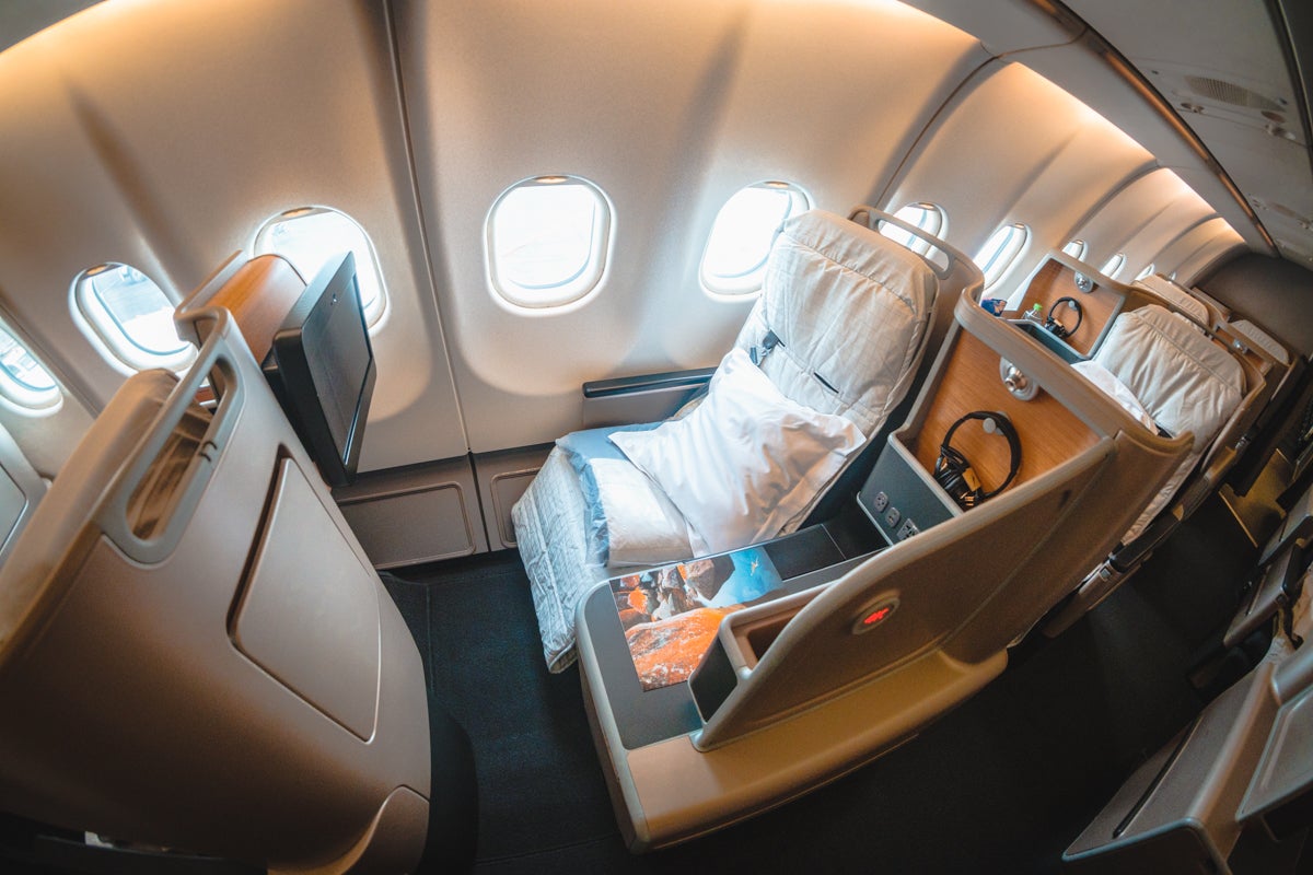 Qantas Airbus A330 Business Class Window Seat