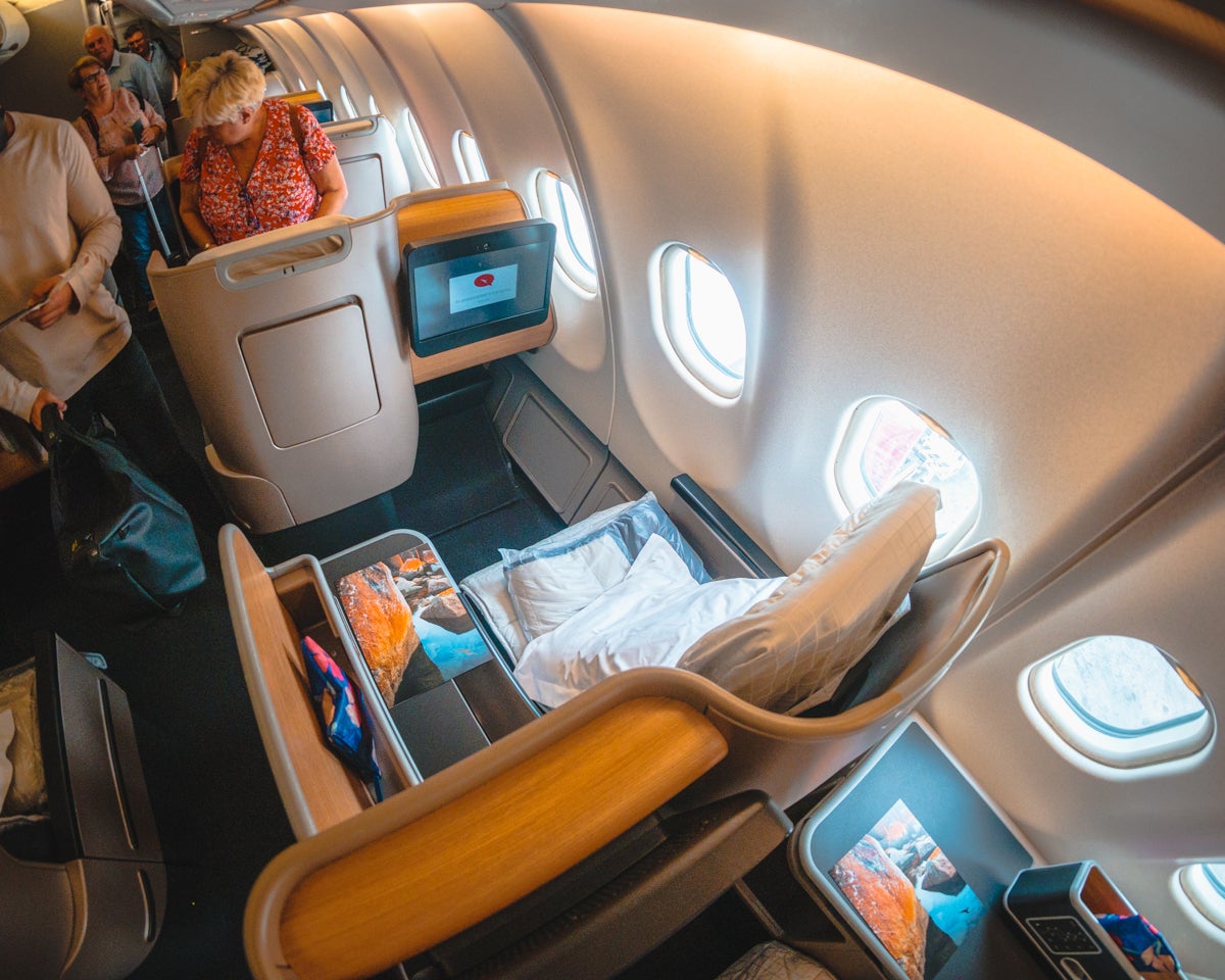 Qantas Airbus A330 Business Class Window Seat