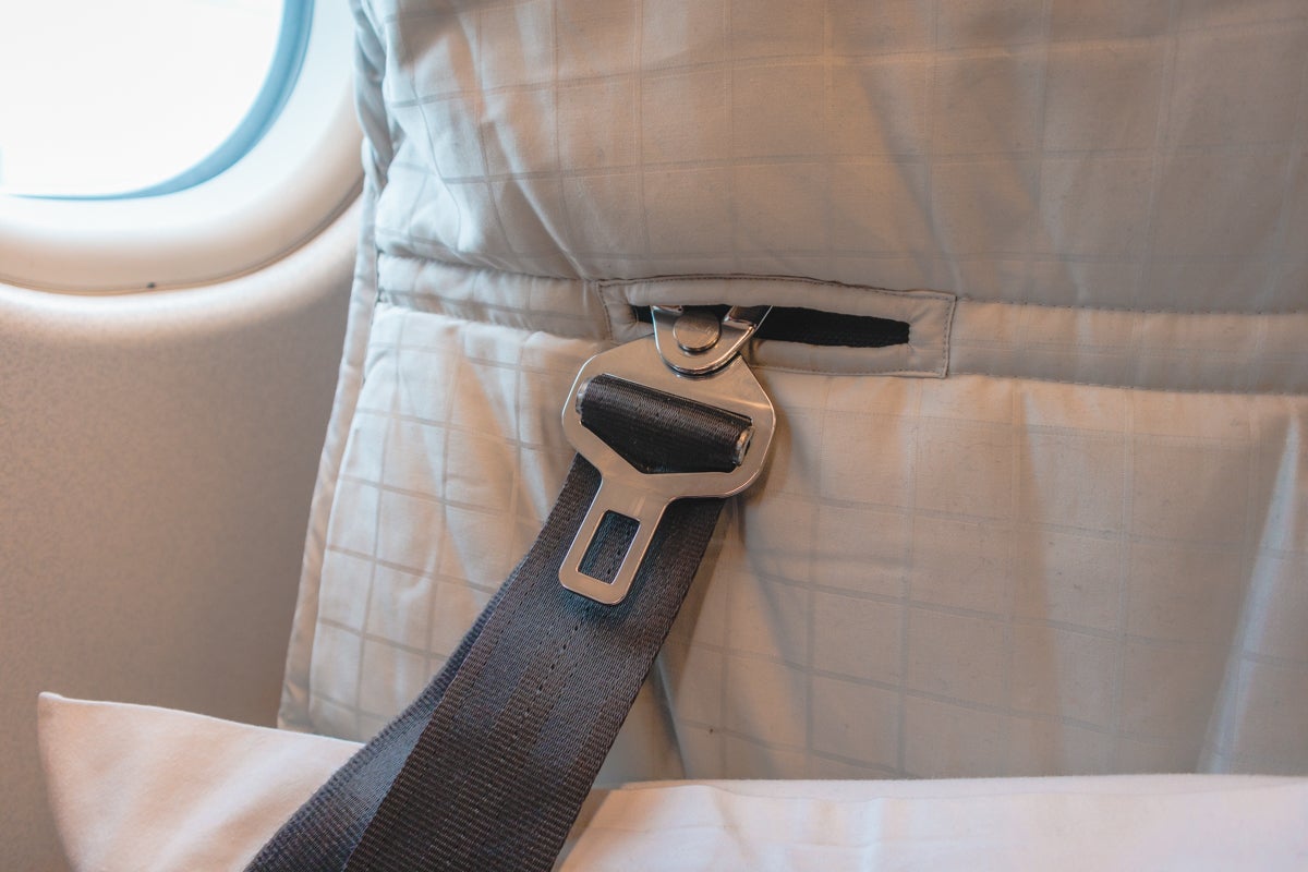 Qantas Airbus A330 Business Class Seatbelt