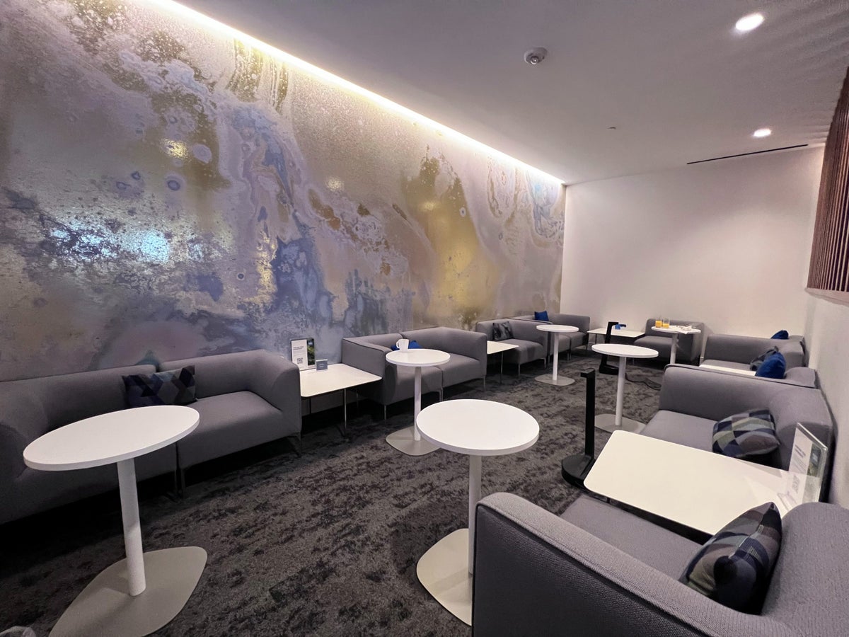 Additional seating in the Houston Centurion Lounge