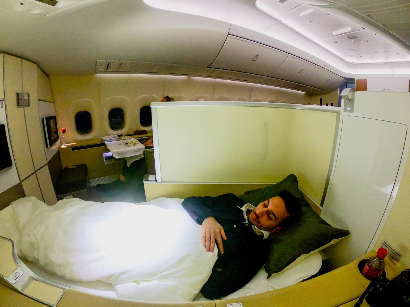 Lufthansa Boeing 747-8 First Class Review (Boston > Frankfurt)