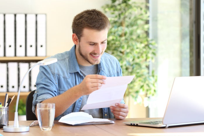 The 4 Best Apps To Keep Track of Credit Card Spending in 2026