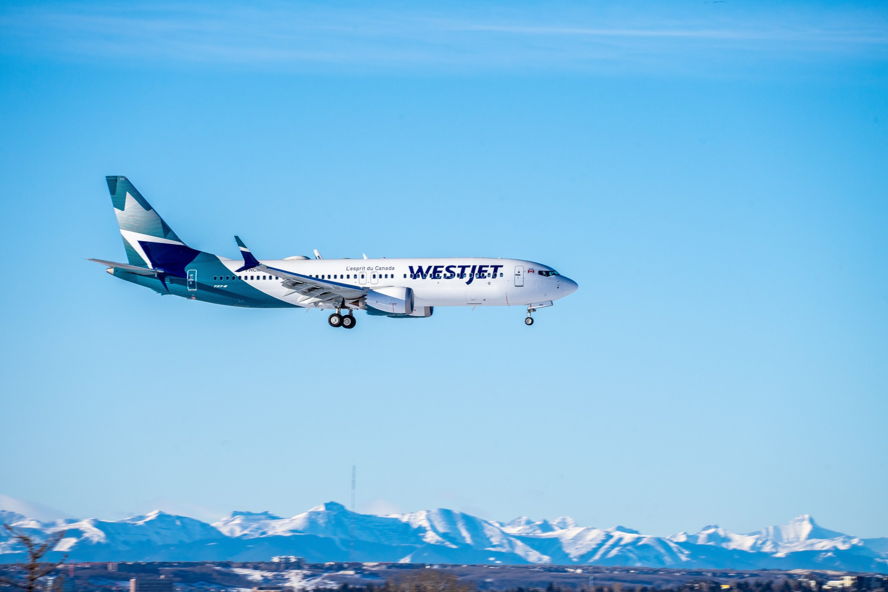PAX - WestJet is changing its checked baggage & seat selection fees