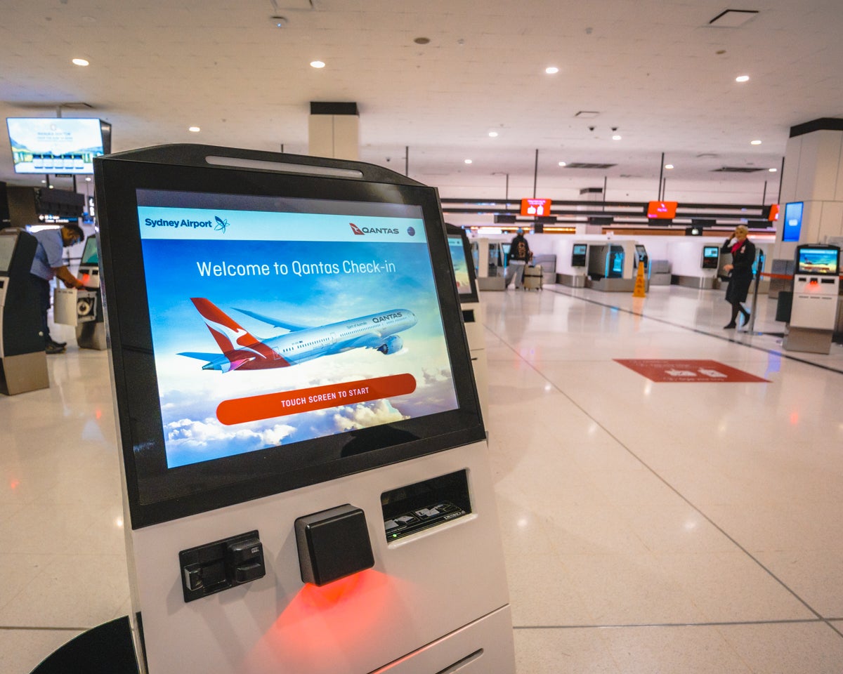 Qantas Check-In Kiosk Bag Tag Printing at Sydney Airport
