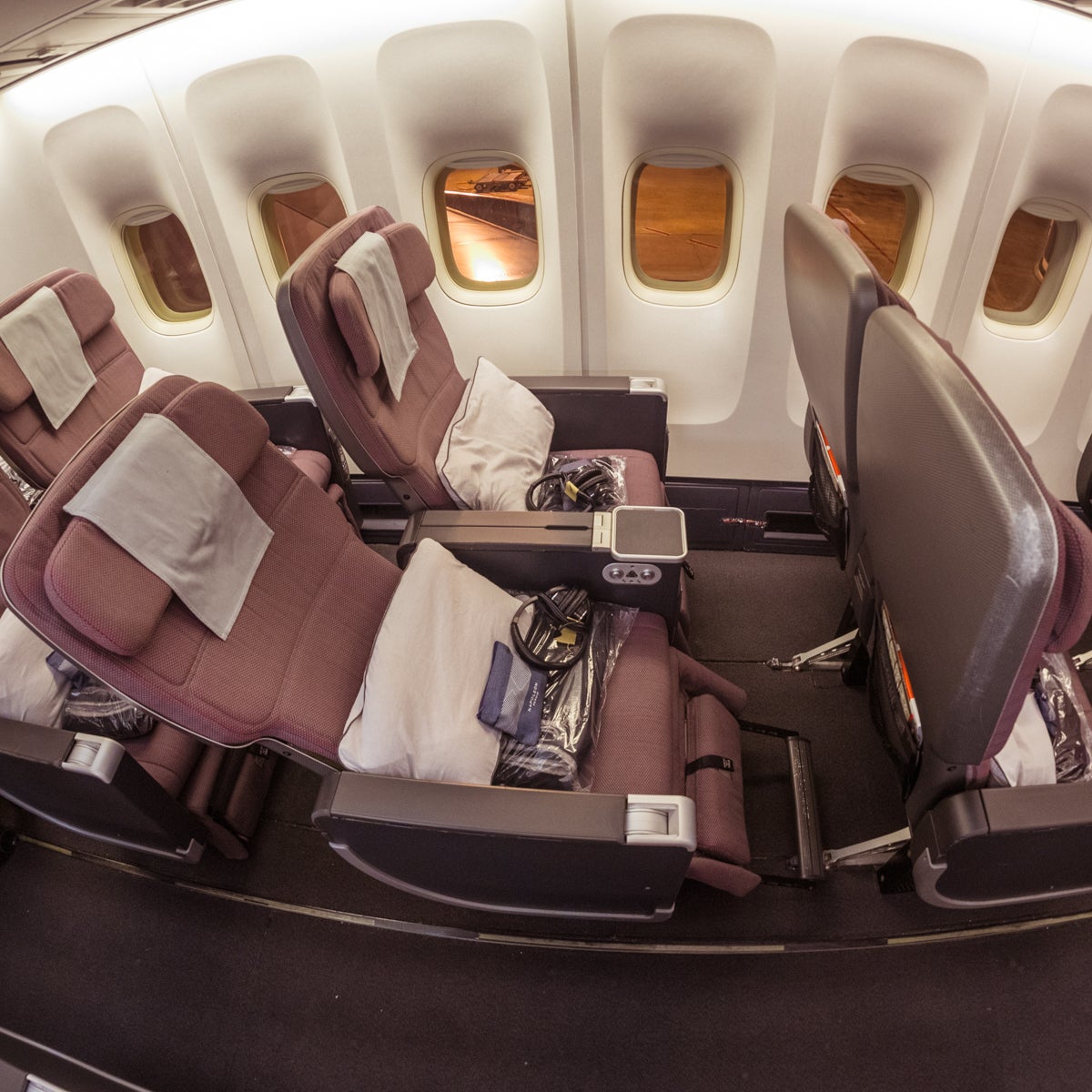 qantas-boeing-747-premium-economy-review-sydney-to-tokyo