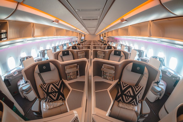 Fiji Airways Airbus A350 Business Class Review [SYD to NAN]