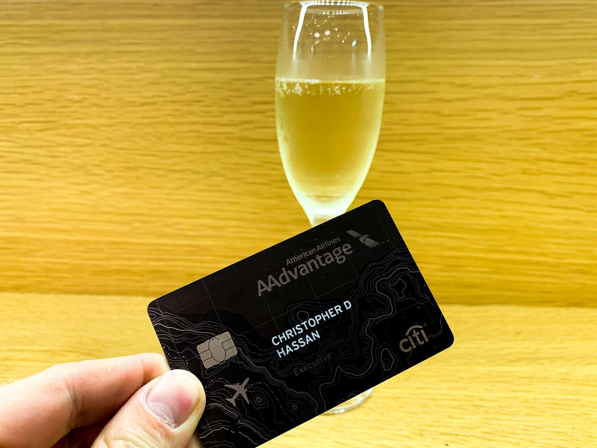 Citi Aadvantage Executive Card GIG champagne