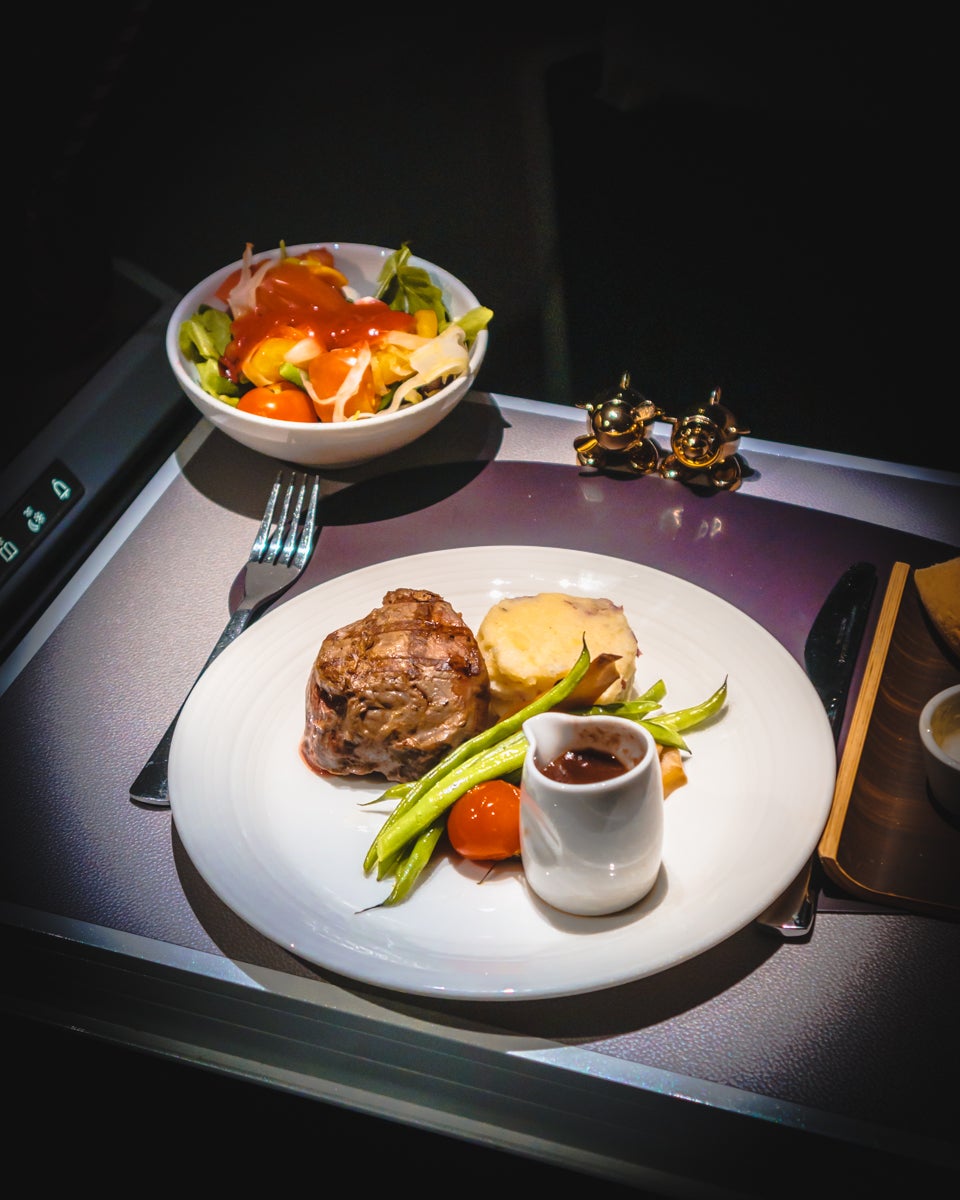 Comida Principal de clase Alta de Airbus A350 de Virgin Atlantic