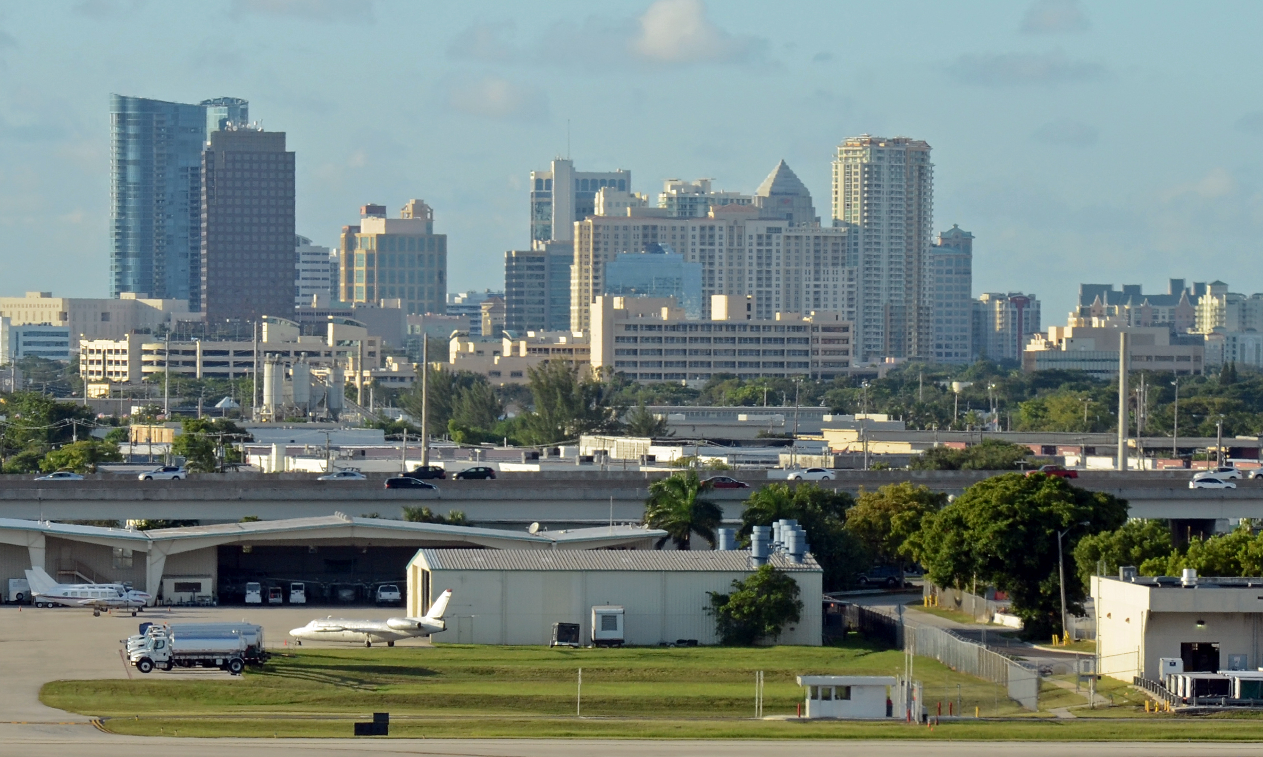 Ft. Lauderdale-Hollywood International Airport [FLL] - Full Guide