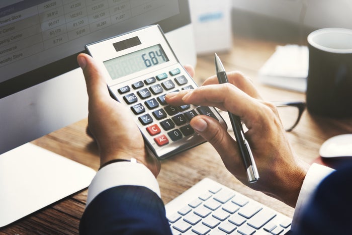 Determining When To Use Points and Miles To Book a Flight