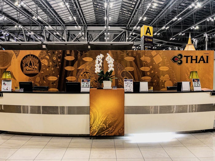 Thai Airways First Class Check in area 2