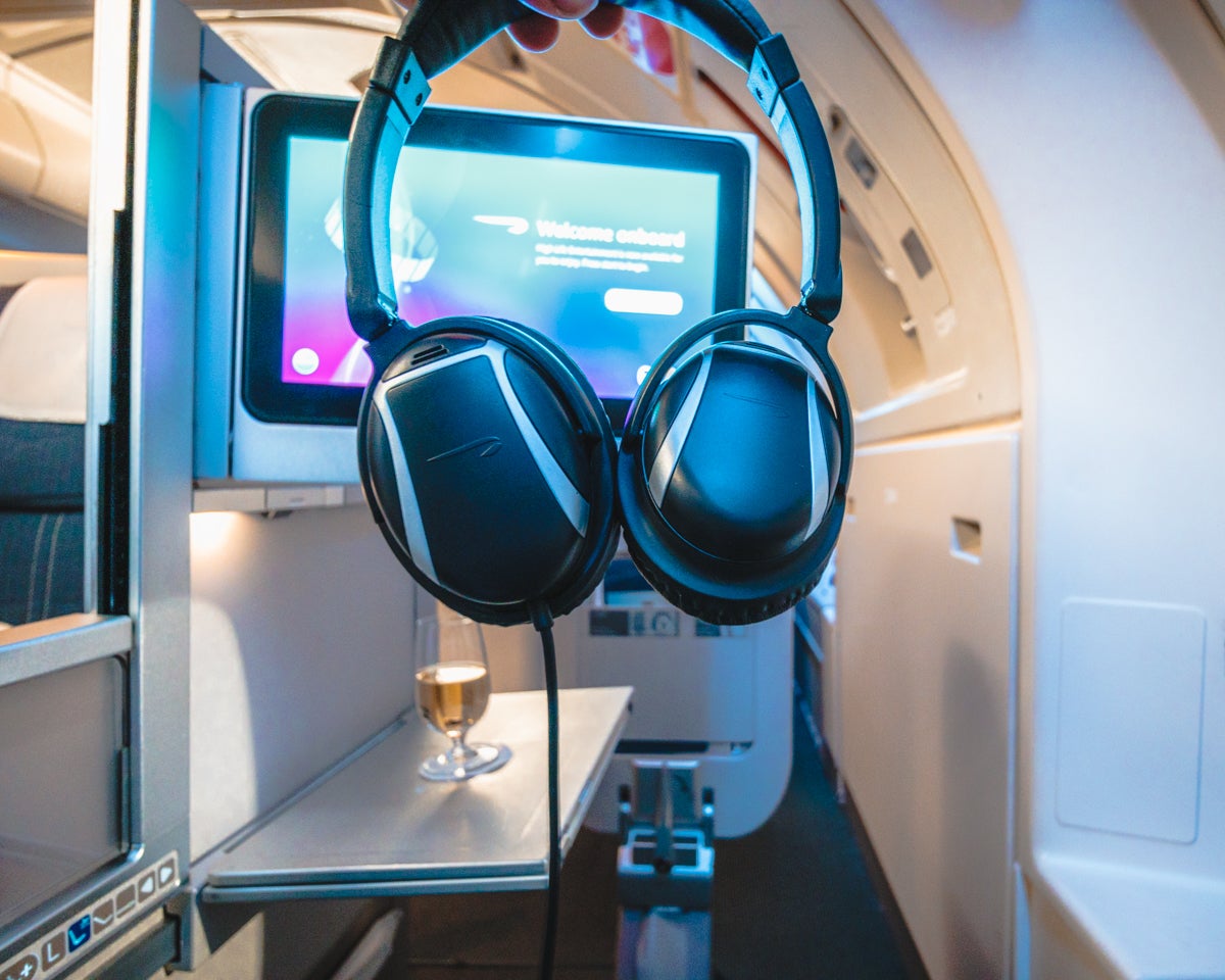 British Airways Boeing 747 Club World Business Class Noise Canceling Headphones