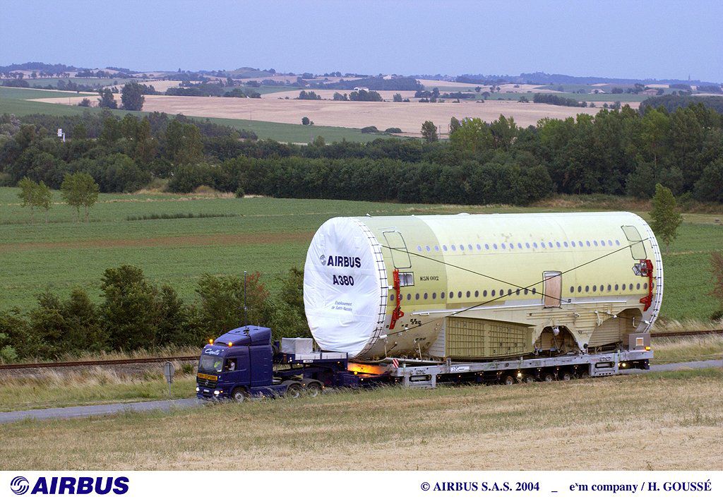 A380 fuselage section road transport A380 fuselage section road transport