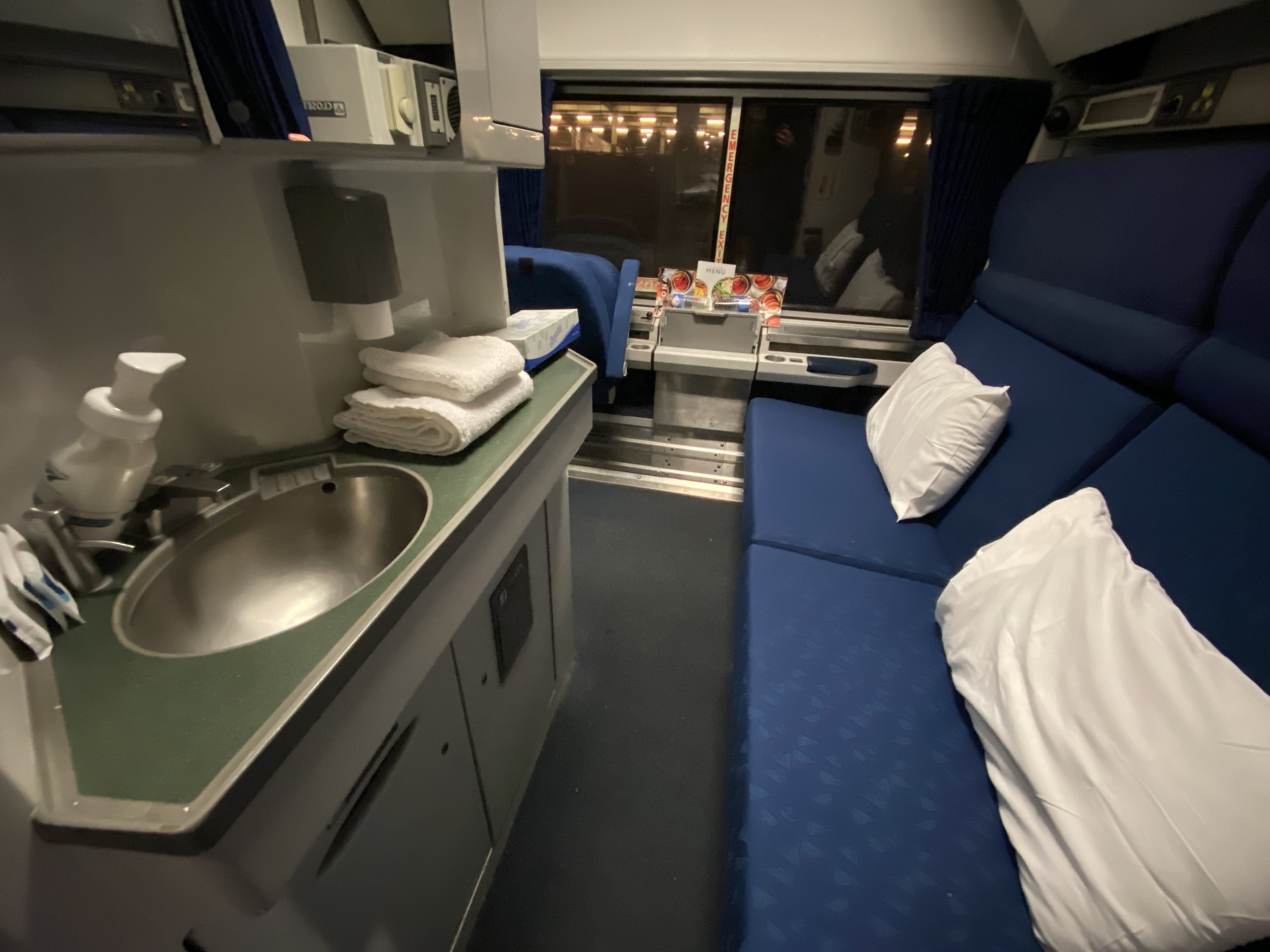 Amtrak Silver Meteor Sleeper Service Review D C To Miami   Amtrak Bedroom 