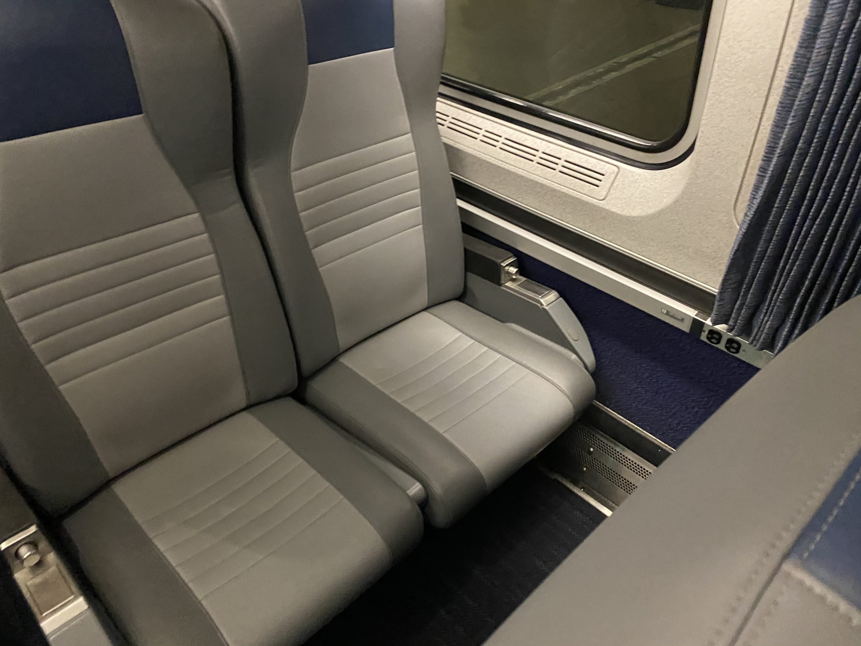 Amtrak Business Class Pair Seats