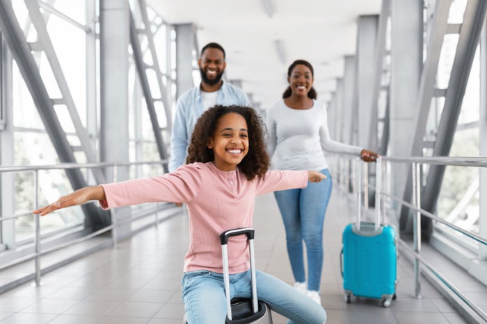 32 Airlines and Hotels That Let You Pool Points and Miles for Free [2026]