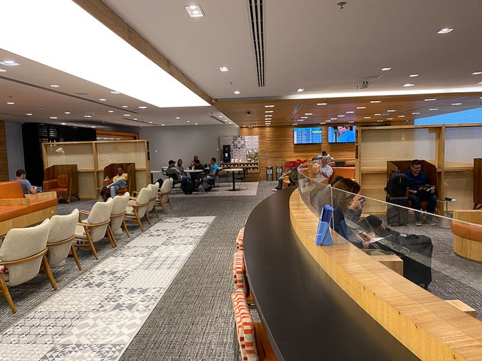 GOL Premium Domestic Departures Lounge at Rio de Janeiro International Airport [Review]
