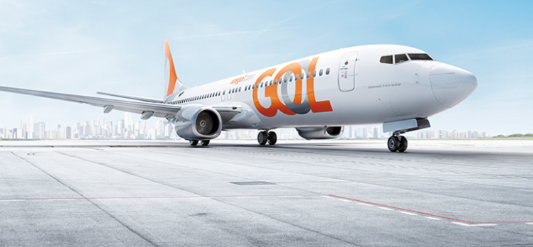GOL airplane
