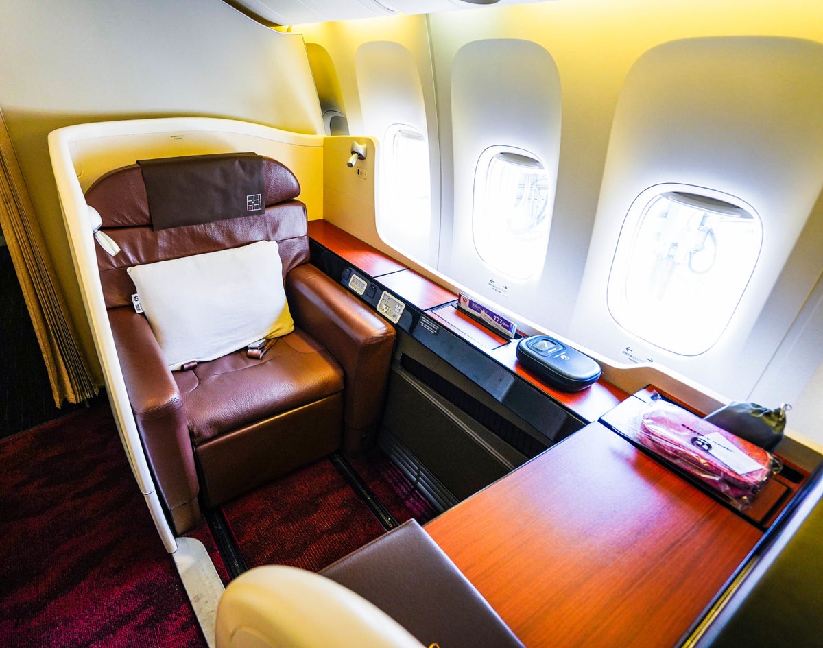 Best Ways To Book Japan Airlines First Class With Points [Step-by-Step]