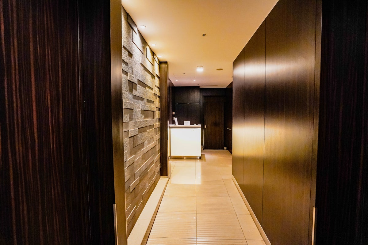 Japan Airlines First Class Lounge Shower Reception