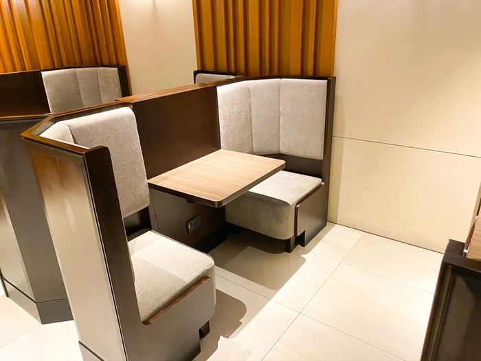 Plaza Premium Lounge GIG Booths
