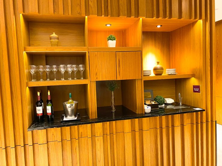 Plaza Premium Lounge Rio Wine