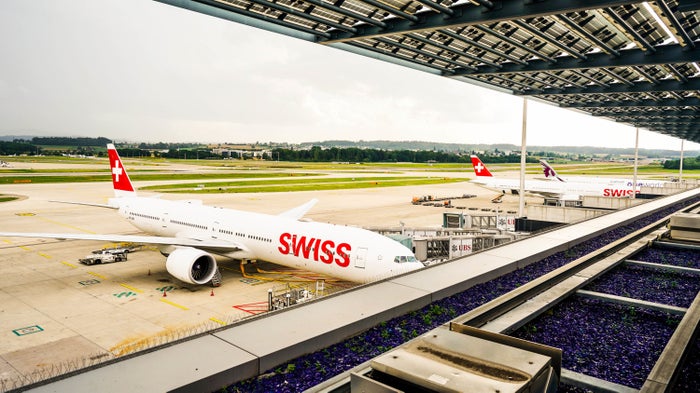 Review: SWISS First Class Lounge Terminal E at Zurich Airport