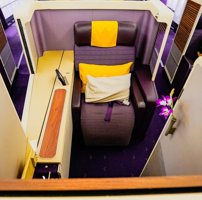 Thai Airways Boeing 747 400 First Class Suite 2E