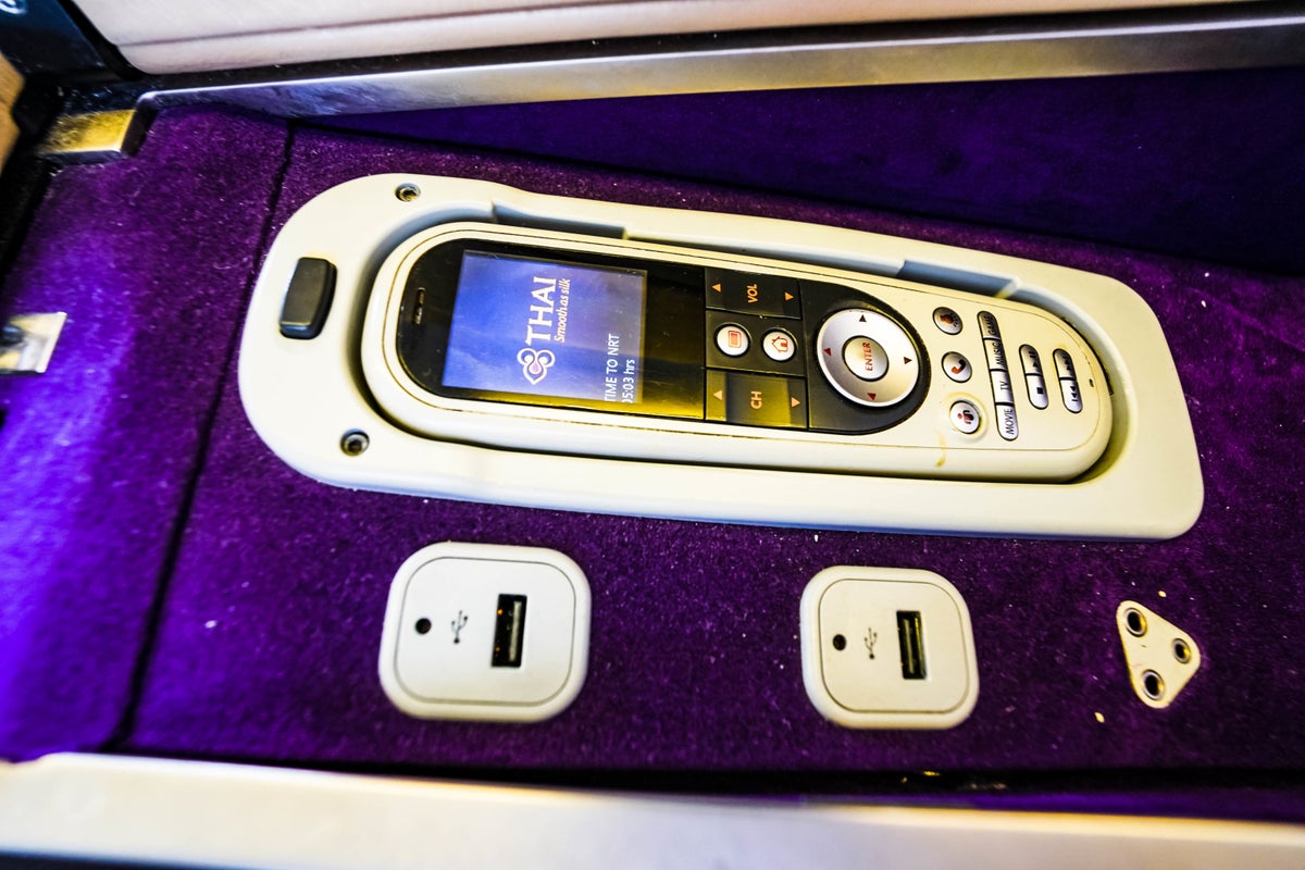 Thai Airways Boeing 747 400 First Class USB ports headphone jack and entertainment controller