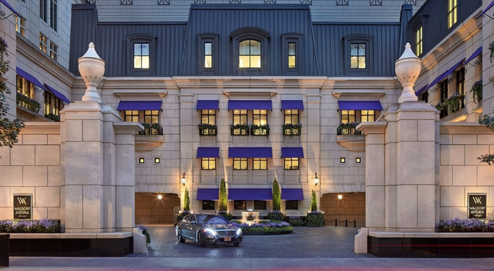 Waldorf Astoria Chicago Exterior View