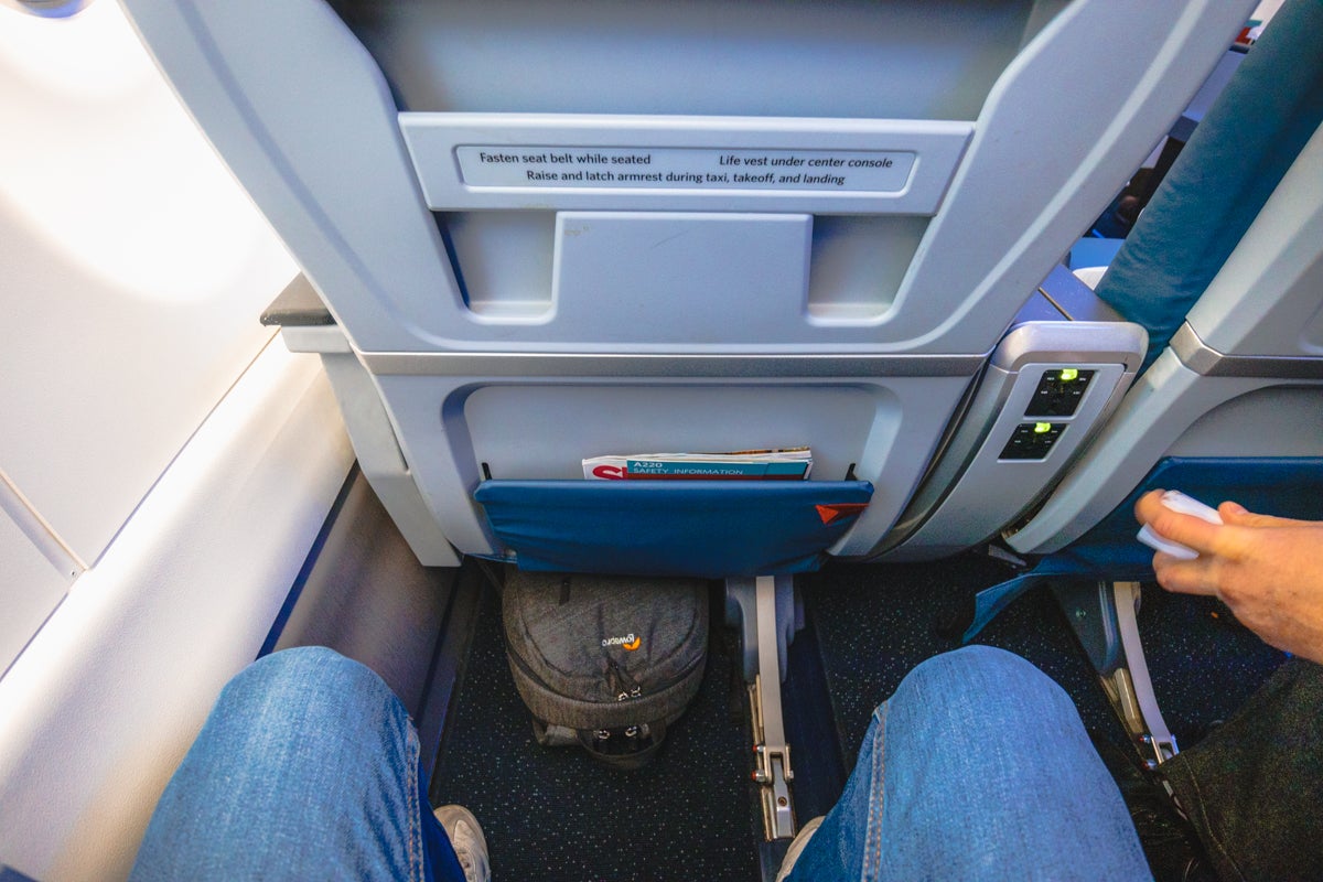 Delta Airbus A220 First Class Leg Room
