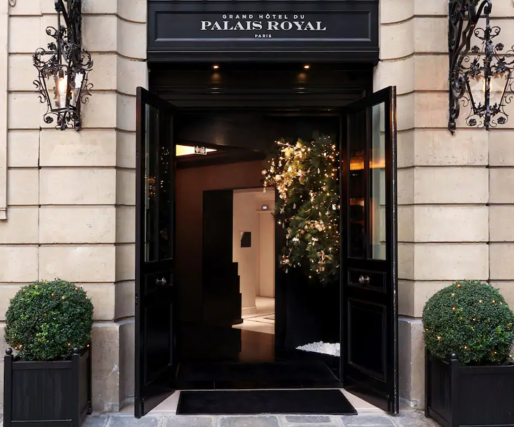 Grand Hotel du Palais Royal Exterior View Grand Hotel du Palais Royal Exterior View