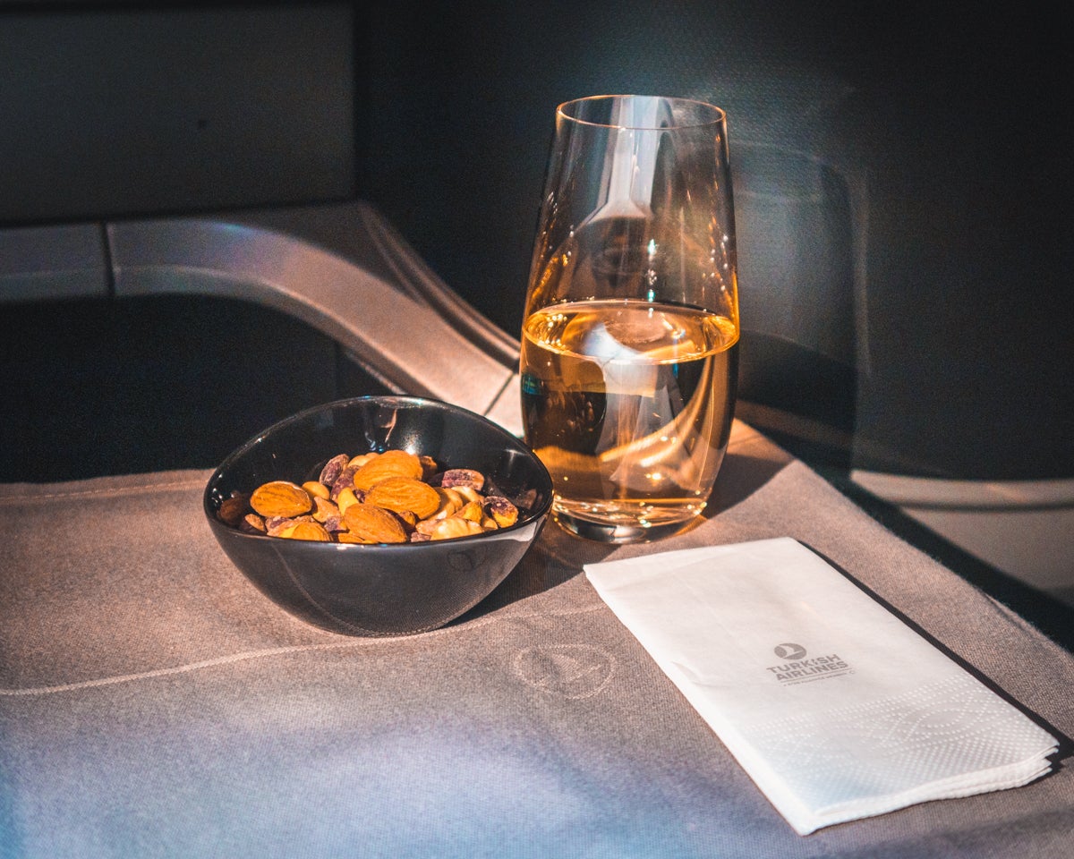 Turkish Airlines Boeing 787 9 Business Class Champagne Nuts