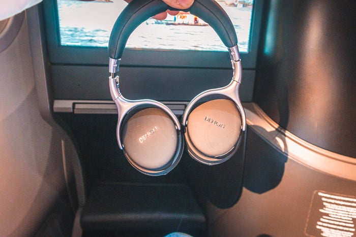 Turkish Airlines Boeing 787 9 Business Class Denon Headphones