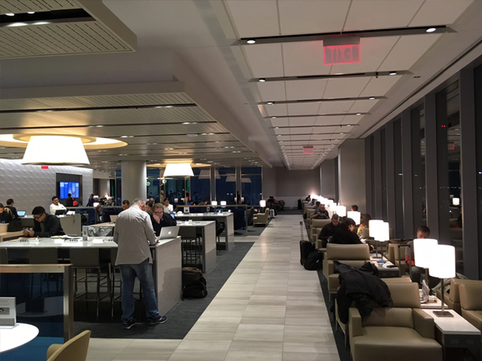 United Club LAX