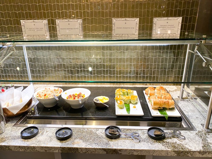 United Polaris Lounge ORD Food