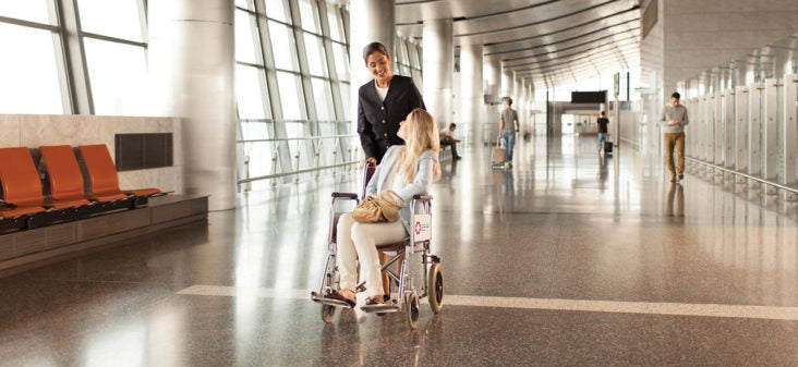 qatar airways wózek inwalidzki