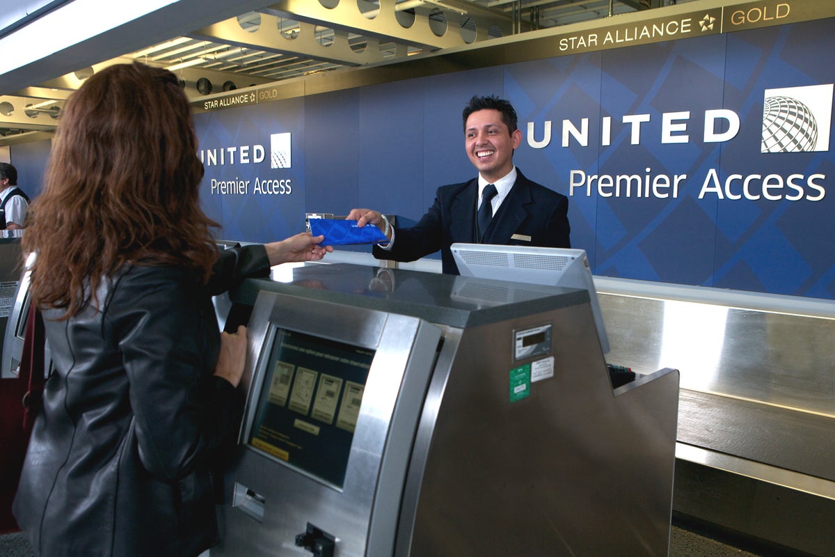 United ORD Ticket Counter