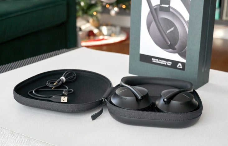 Bose Noise Cancelling Headphones 700 Bose Noise Cancelling Headphones 700