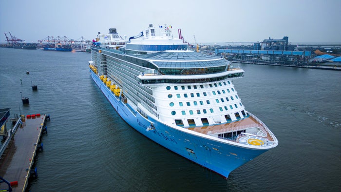 Royal Caribbean’s Loyalty Program – Crown & Anchor Society [In-Depth]