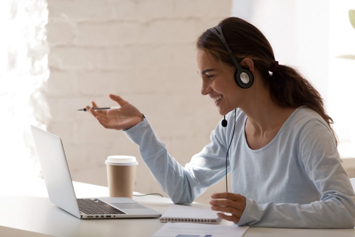 The Ultimate Guide to Teaching English Online [Best Websites, Salary, and More]