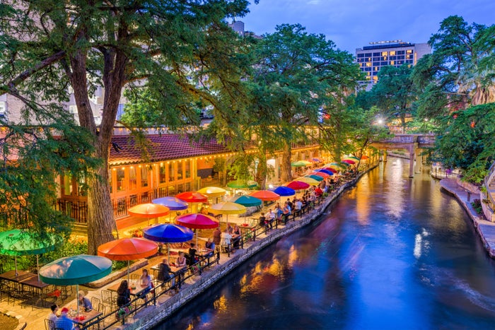 American Airlines Launches Only D.C.-San Antonio Flight, Longer DCA Flights Coming