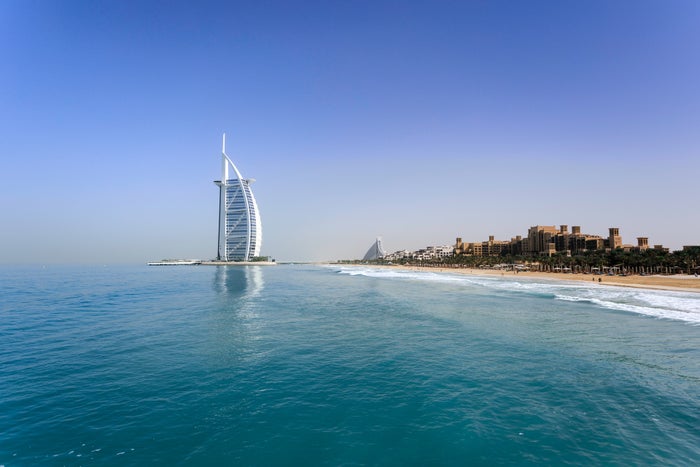 The Best Ways To Fly to Dubai With Points and Miles [Step by Step]