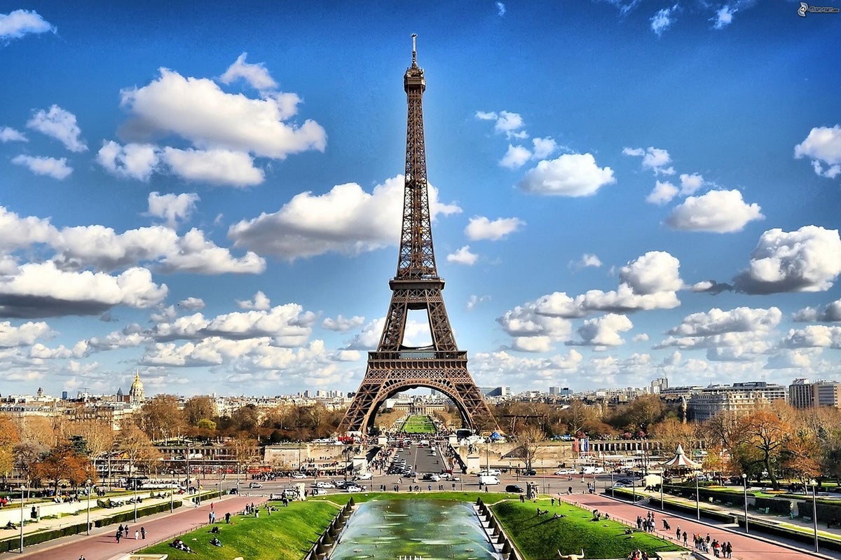 [Expired] [Fare Alert] U.S. to Paris for $311 Round-trip in Economy