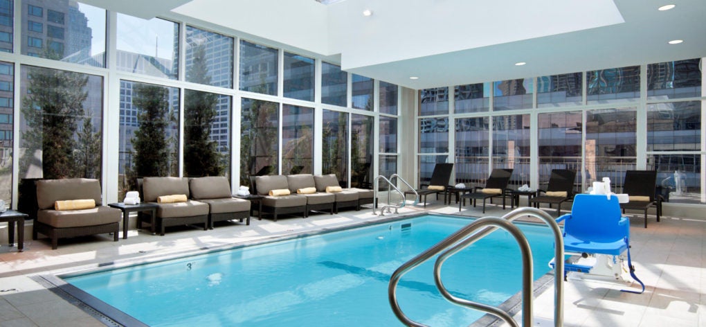 Hilton Garden Inn Chicago Downtown Magnificent Mile Pool
