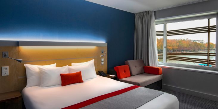 Holiday Inn Express Canal de la Villette Holiday Inn Express Canal de la Villette