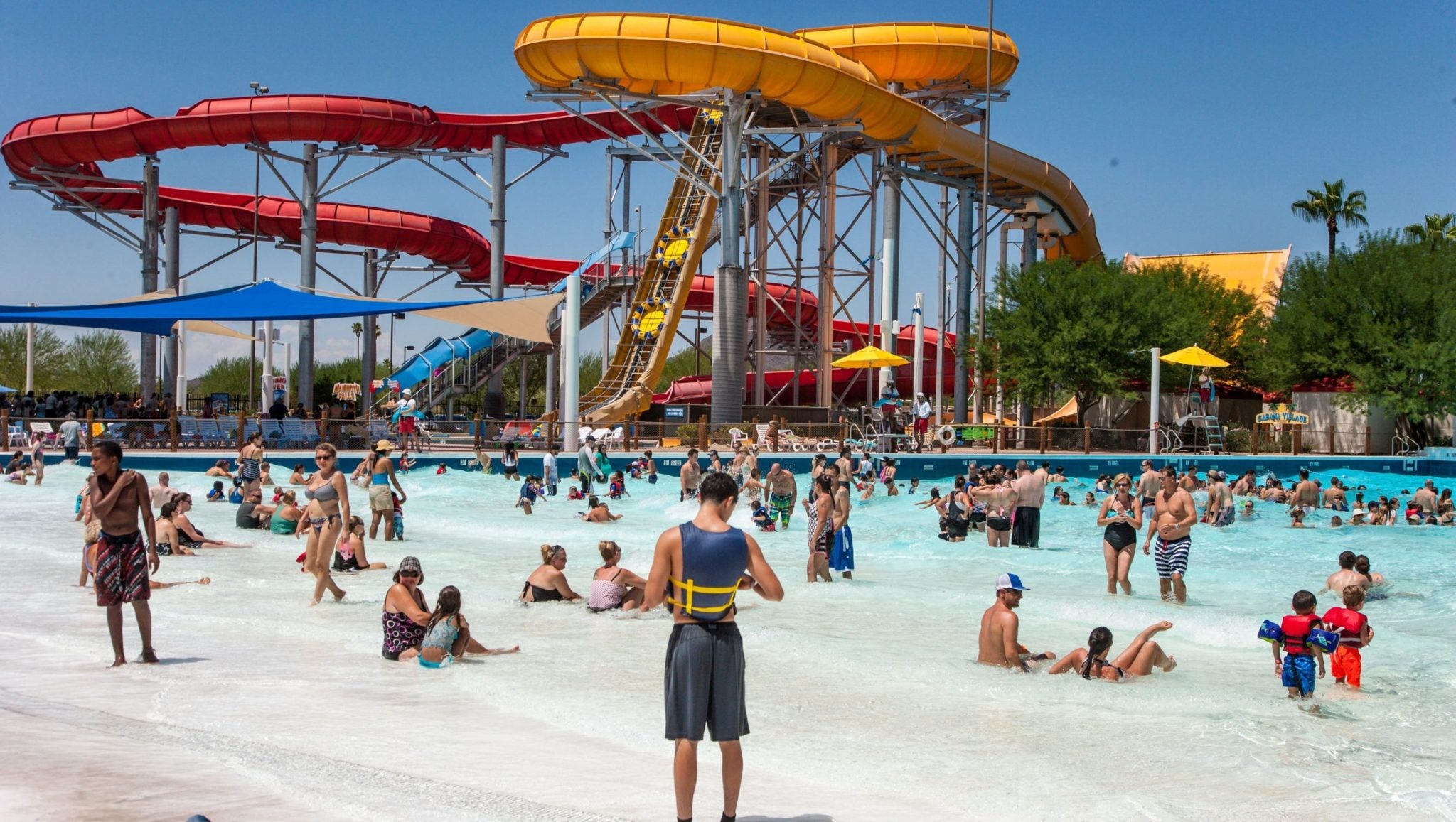 The 20 Most Popular Water Parks in North America [2023]