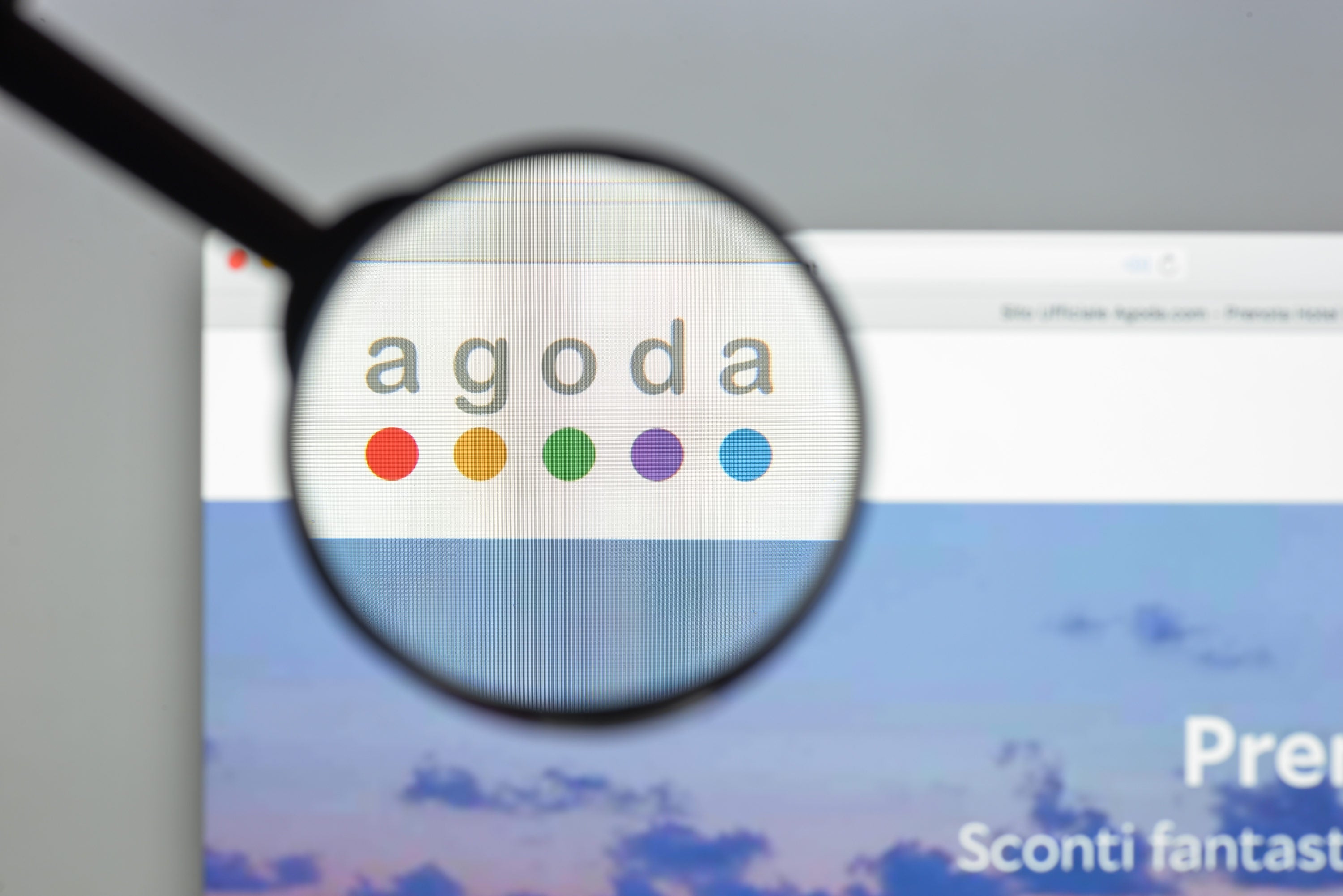 Agoda website