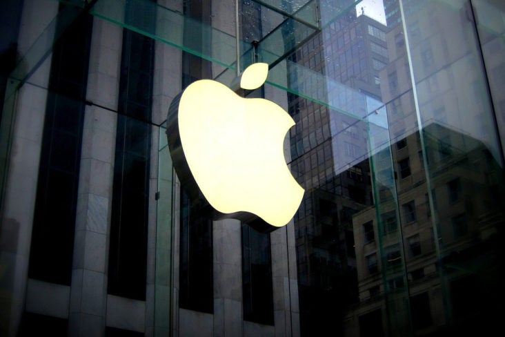 Apple Apple