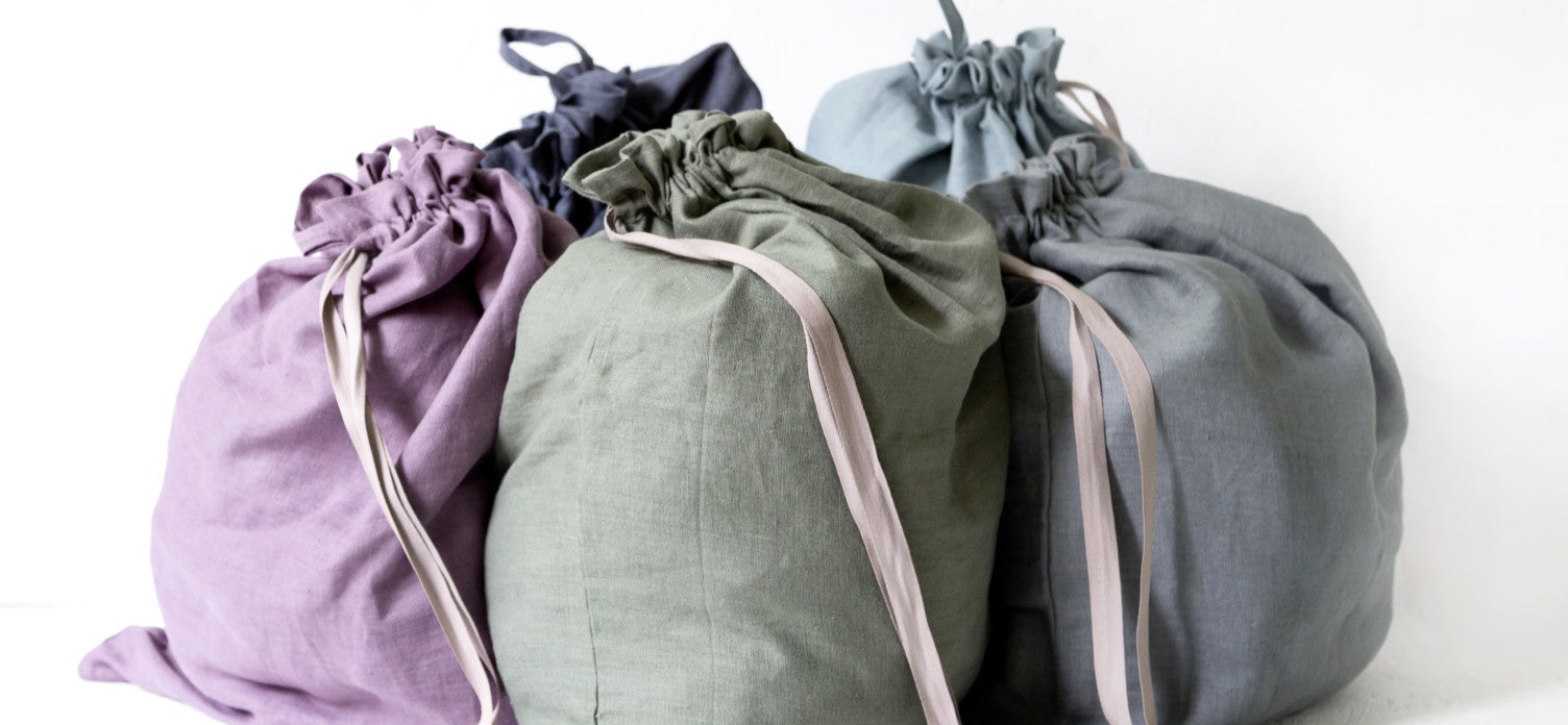 The 7 Best Travel Laundry Bags in 2022 [Mesh, Canvas, Nylon]